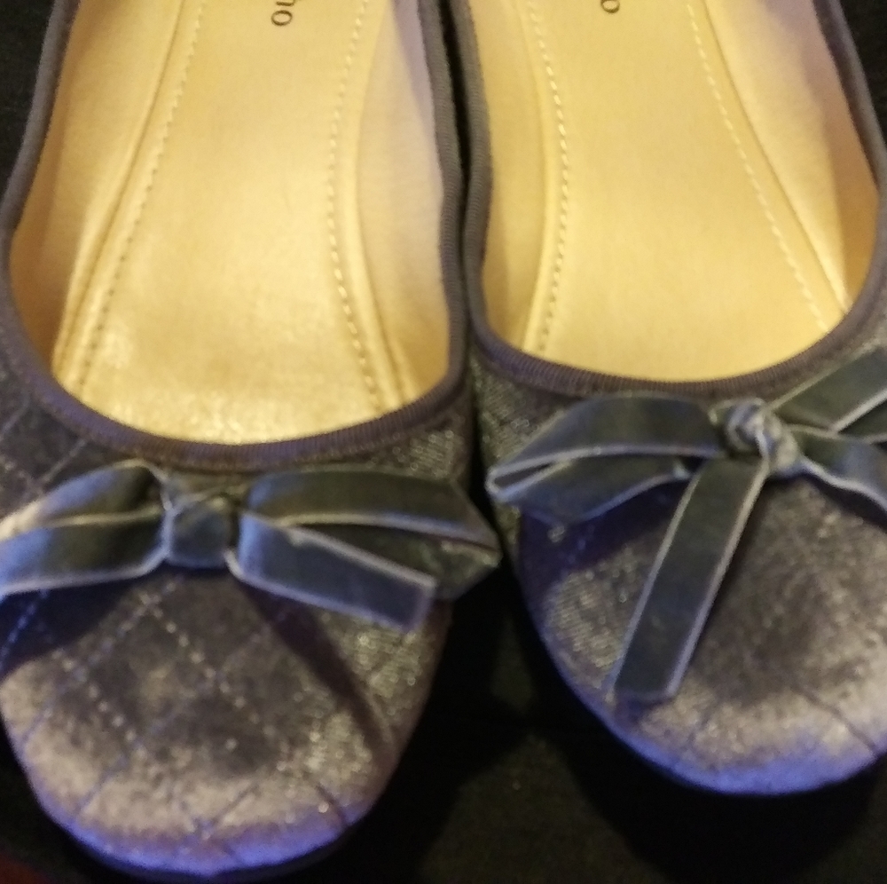3/$15, Velvet Ballet Flats, Size 10, silver/grey